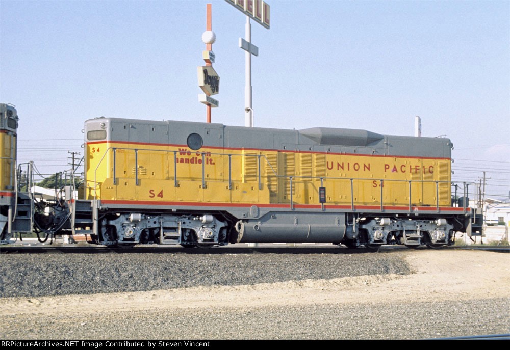 Union Pacific yard slug UP S4